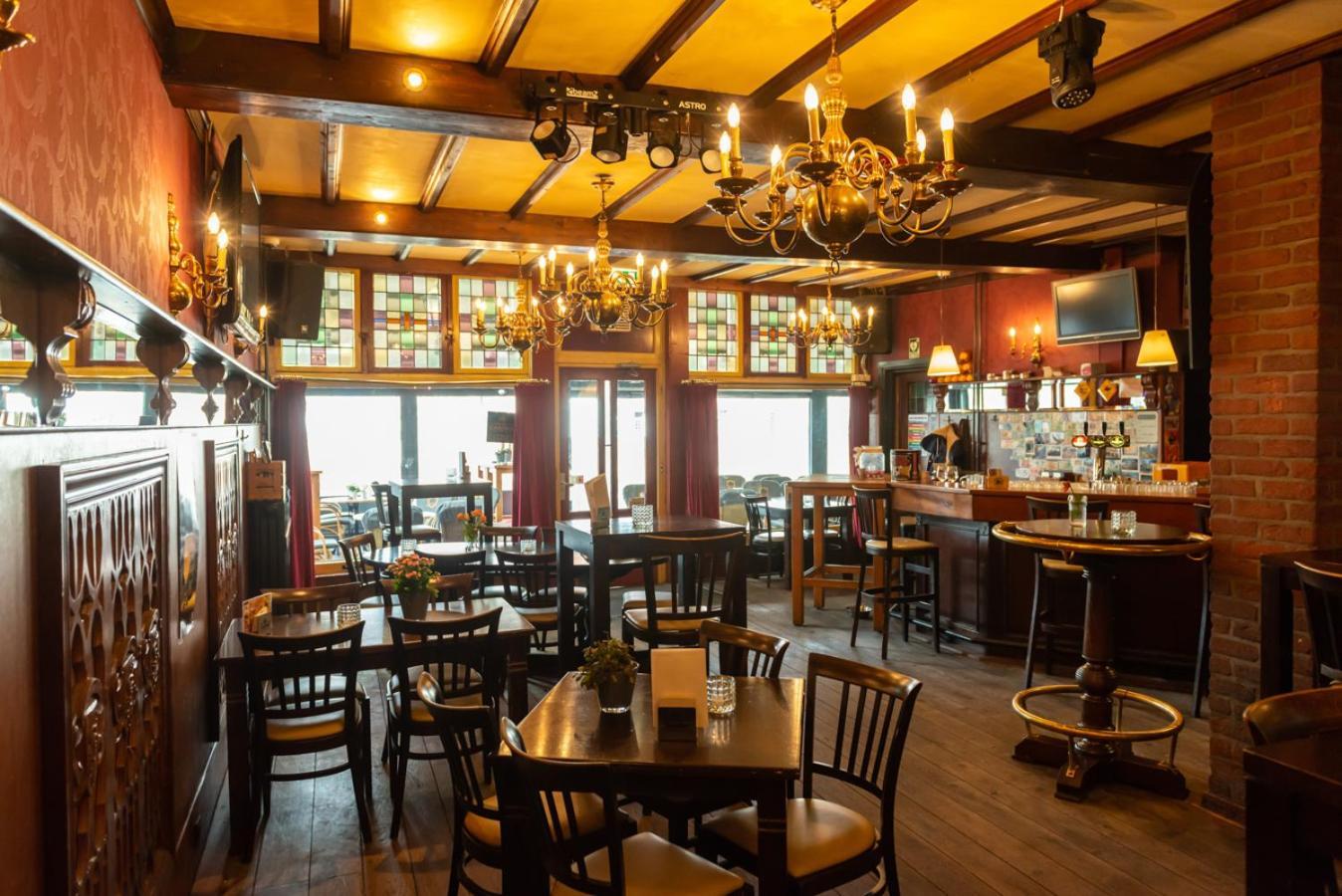 Hotel En Grand Cafe De Pauw Roermond Exteriör bild