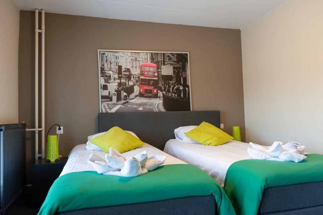 Hotel En Grand Cafe De Pauw Roermond Exteriör bild